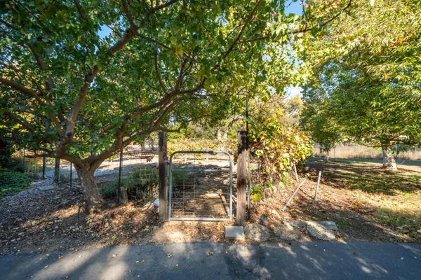 $750,000 | 7429 Danish Lane, Redding, CA 96002