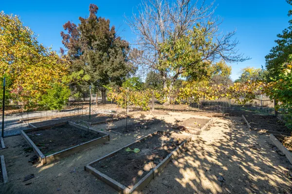 $750,000 | 7429 Danish Lane, Redding, CA 96002