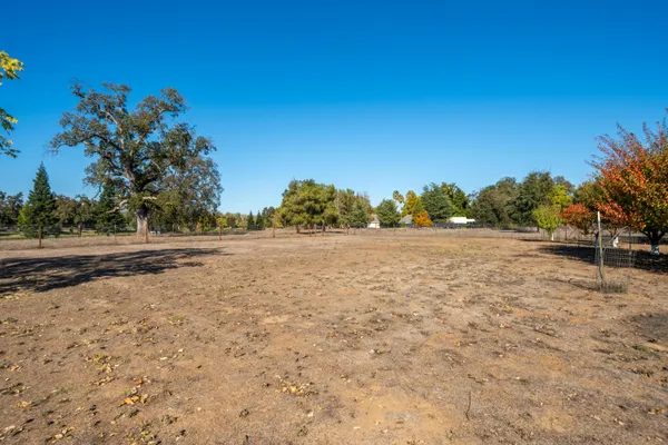 $750,000 | 7429 Danish Lane, Redding, CA 96002