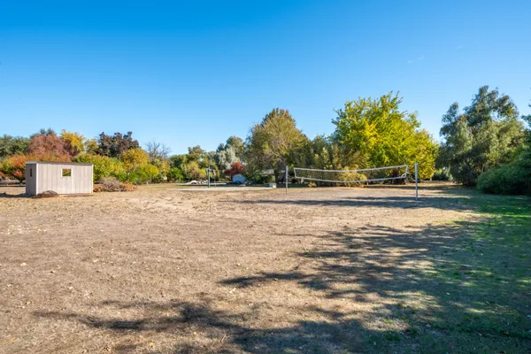 $750,000 | 7429 Danish Lane, Redding, CA 96002