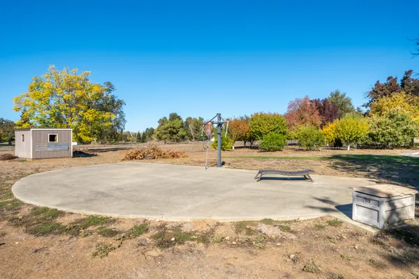 $750,000 | 7429 Danish Lane, Redding, CA 96002