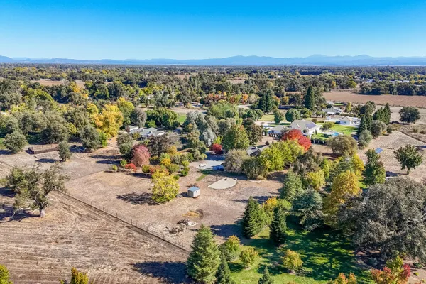 $750,000 | 7429 Danish Lane, Redding, CA 96002