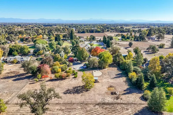 $750,000 | 7429 Danish Lane, Redding, CA 96002