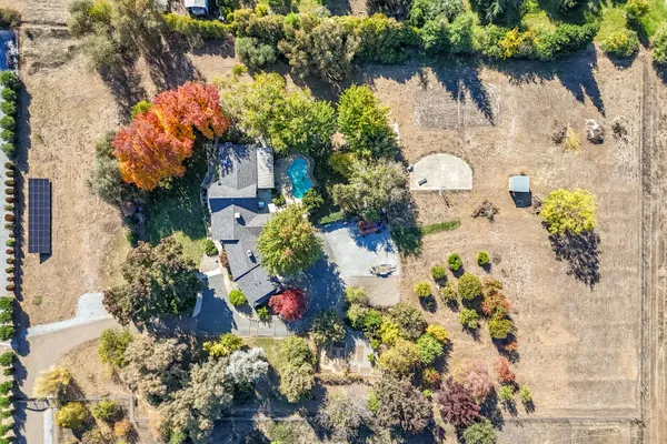 $750,000 | 7429 Danish Lane, Redding, CA 96002