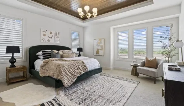 $1,011,230 | 17604 Carter Street, Overland Park, KS 66013