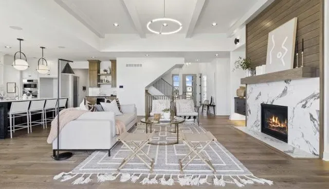 $1,011,230 | 17604 Carter Street, Overland Park, KS 66013