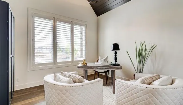 $1,011,230 | 17604 Carter Street, Overland Park, KS 66013