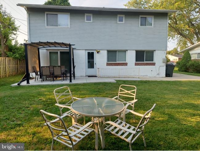 8909 Meadow Heights Road Randallstown, MD 21133 - Photo 23 of 23 Back yard
