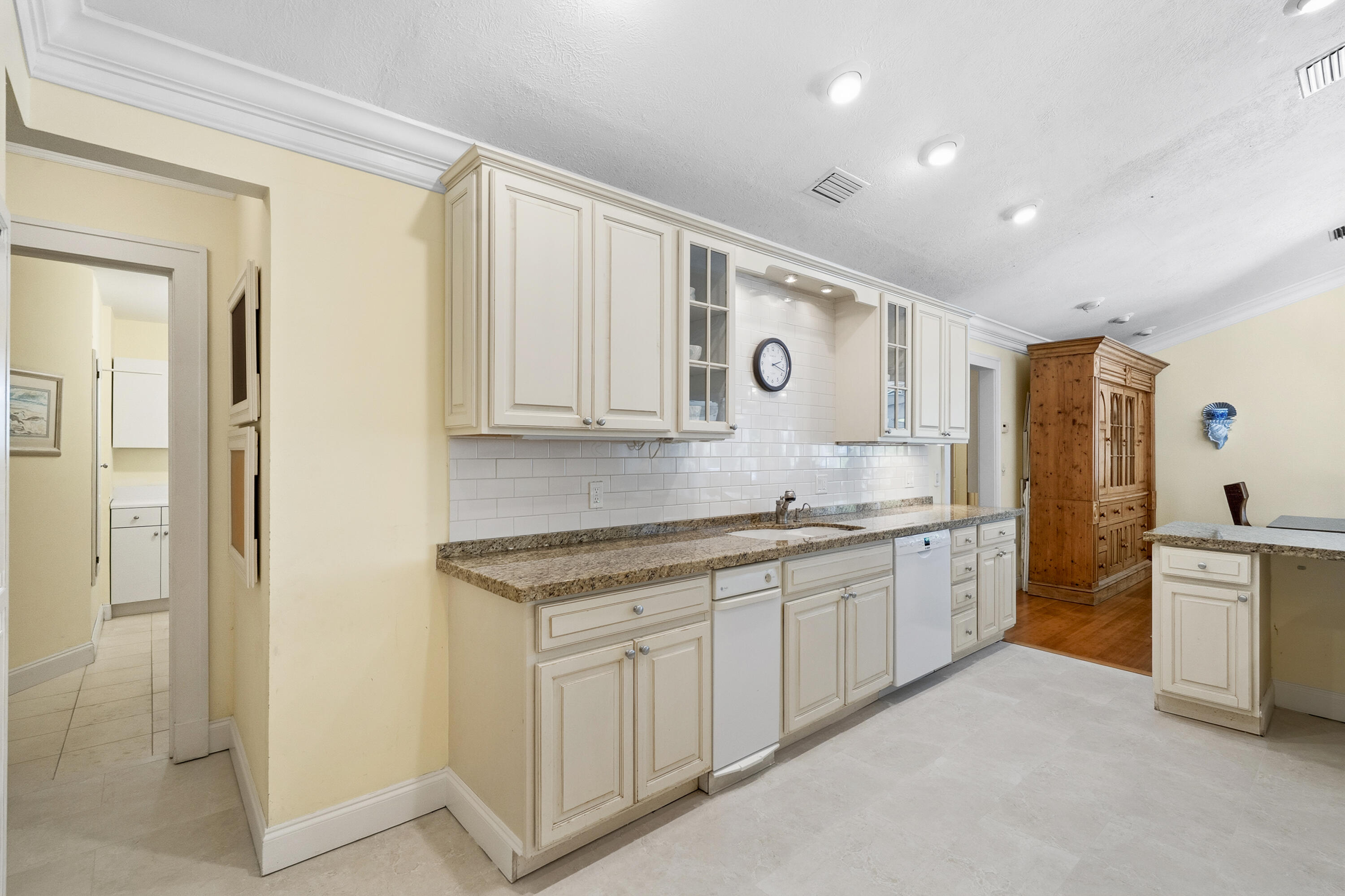 5311 Southeast Burning Tree Circle Stuart, FL 34997 - Photo 21 of 79 DSC04956