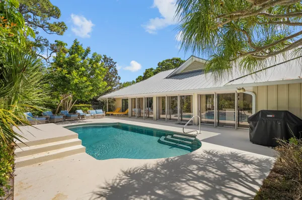 $835,000 | 5311 Southeast Burning Tree Circle, Stuart, FL 34997