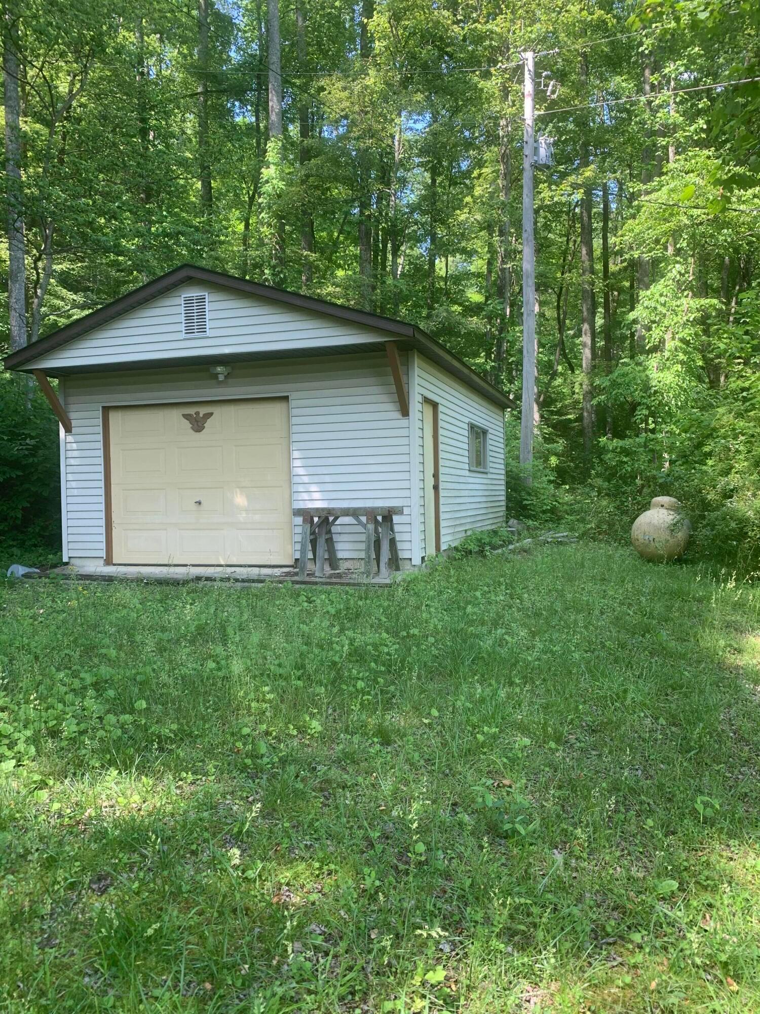 14110 Long Run Road Laurelville, OH 43135 - Photo 15 of 18 Detached garage