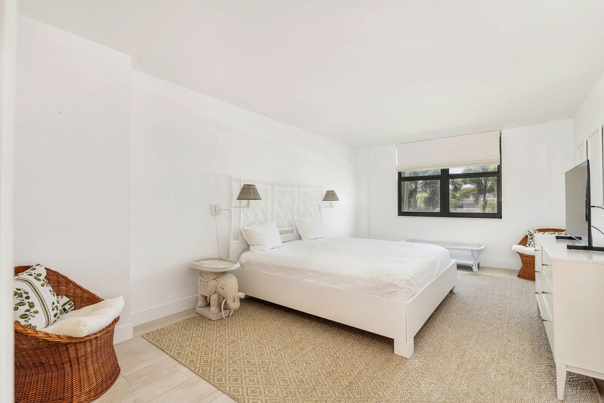 3800 Washington Road, Unit 208 West Palm Beach, FL 33405 - Photo 10 of 31 11