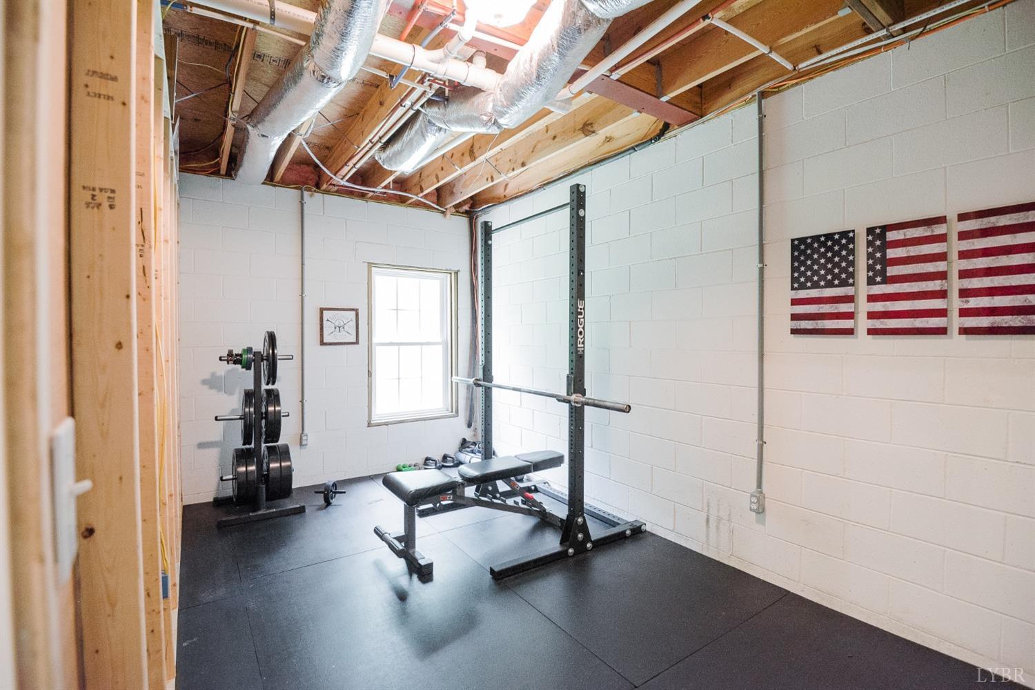 96 Quarry Road Farmville, VA 23901 - Photo 45 of 72 a view of a room with gym equipment