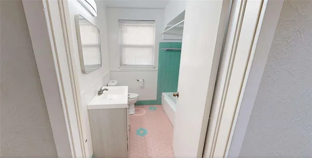 $360,000 | 3939-3941 Bauvais Street, Metairie, LA 70001