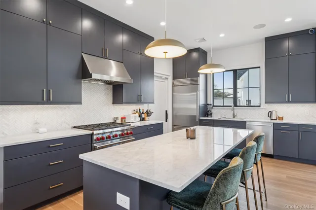 $100,000 | 3 Margareta Court, Westhampton Beach, NY 11978