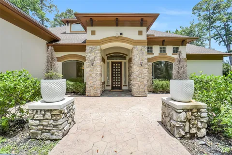 $2,348,000 | 9120 Kenilworth Drive, Houston, TX 77024