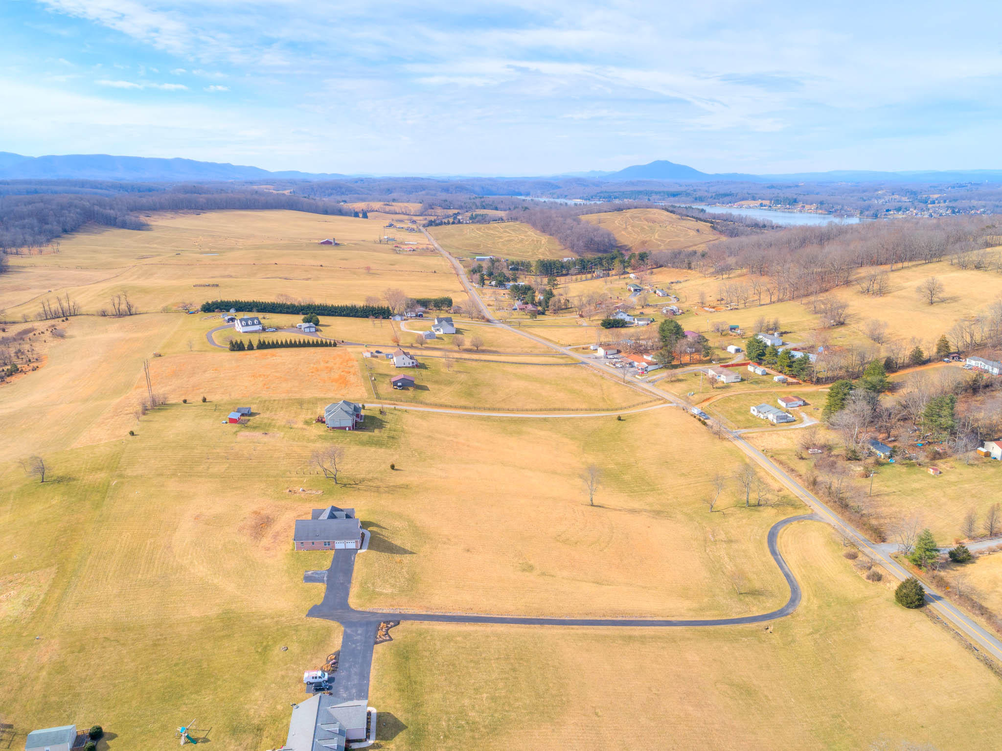 4778 Shelburne Road Radford, VA 24141 - Photo 50 of 55 4778_ShelburneRd_Web-50