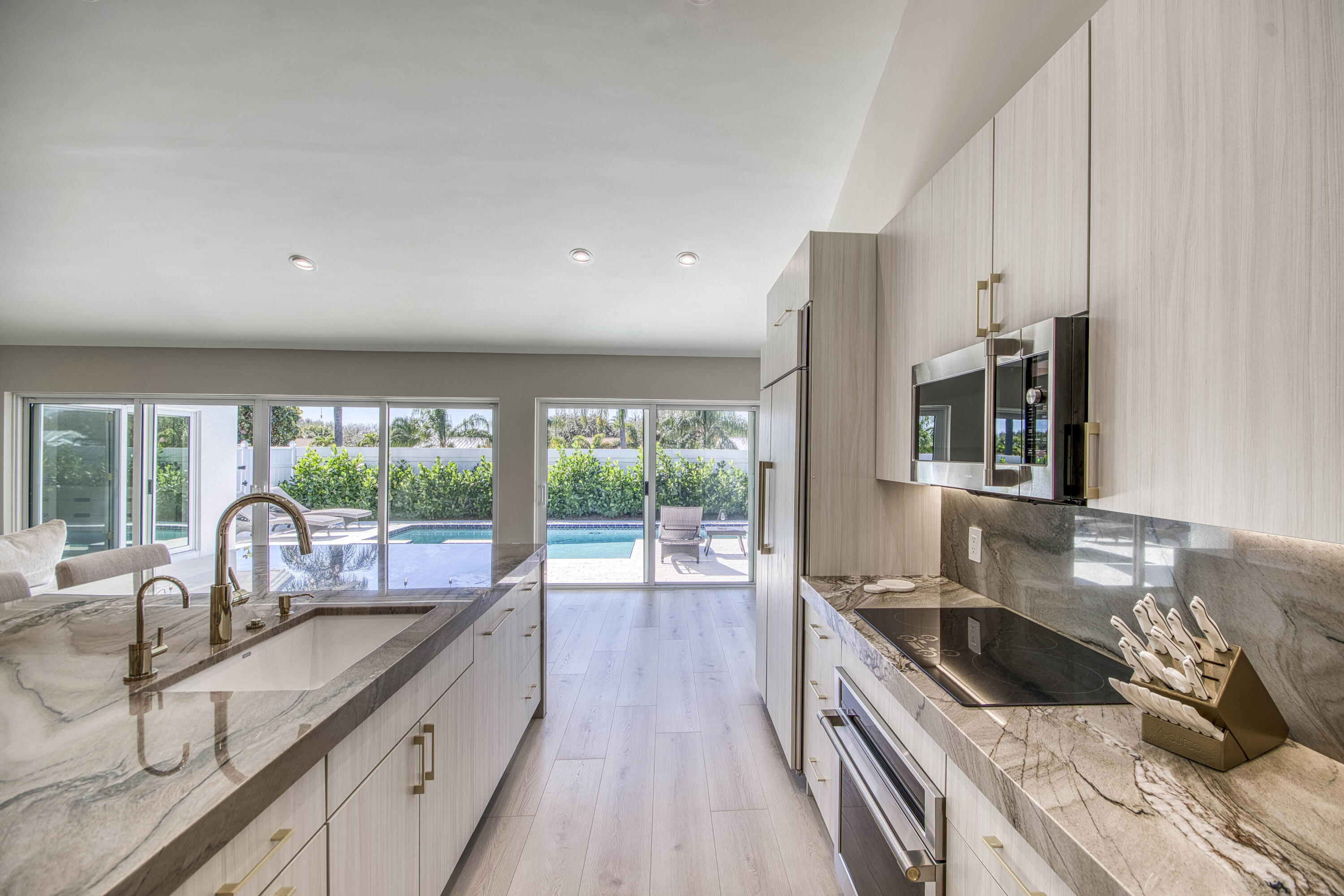 228 Ridge Road Jupiter, FL 33477 - Photo 11 of 59 _IMG6201_HDR