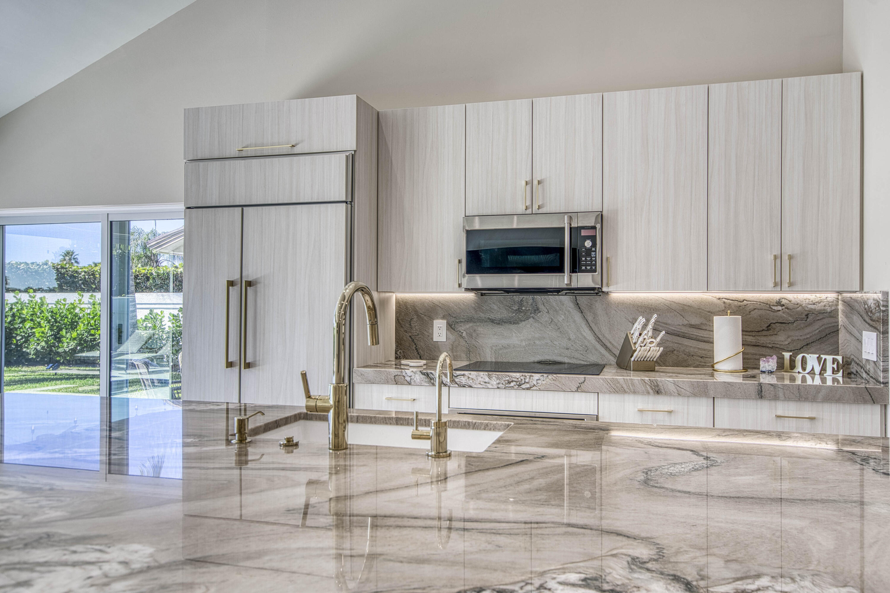 228 Ridge Road Jupiter, FL 33477 - Photo 8 of 59 _IMG6406_HDR