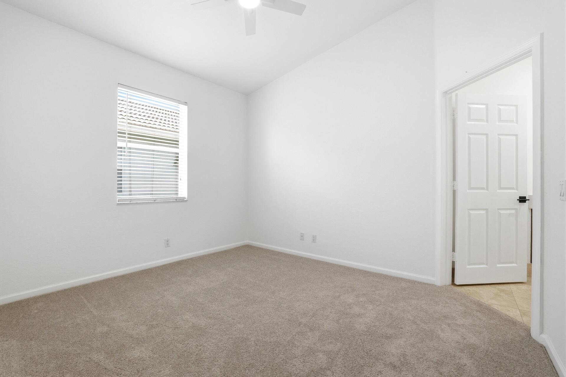 3068 Laurel Ridge Circle Riviera Beach, FL 33404 - Photo 18 of 32 0H8A4962
