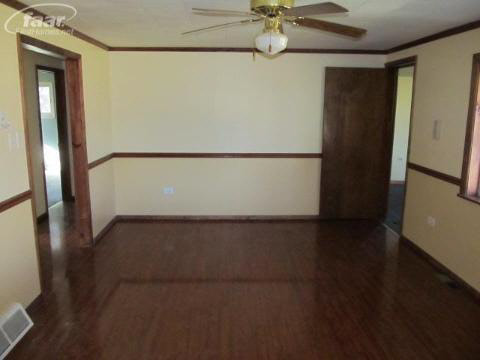 9424 Woodworth Road Ovid, MI 48866 - Photo 3 of 12 20166531-2.JPG