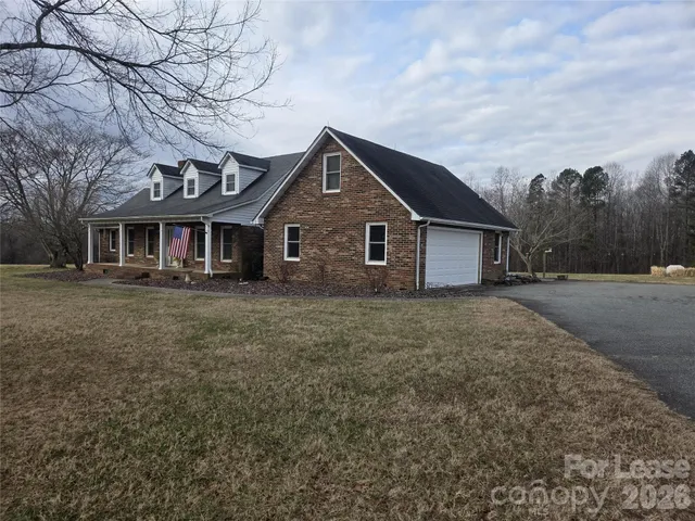 $3,200 | 1568 Triplett Road, Cleveland, NC 27013