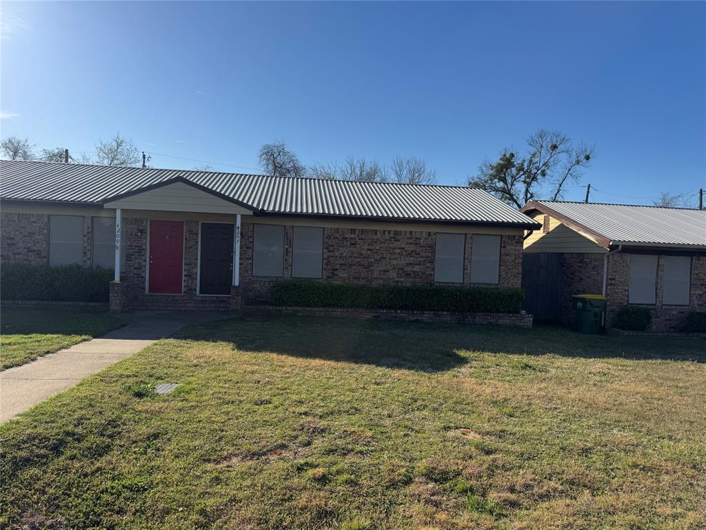 4207 Quail Ridge Court Granbury, TX 76049 - Photo 1 of 7