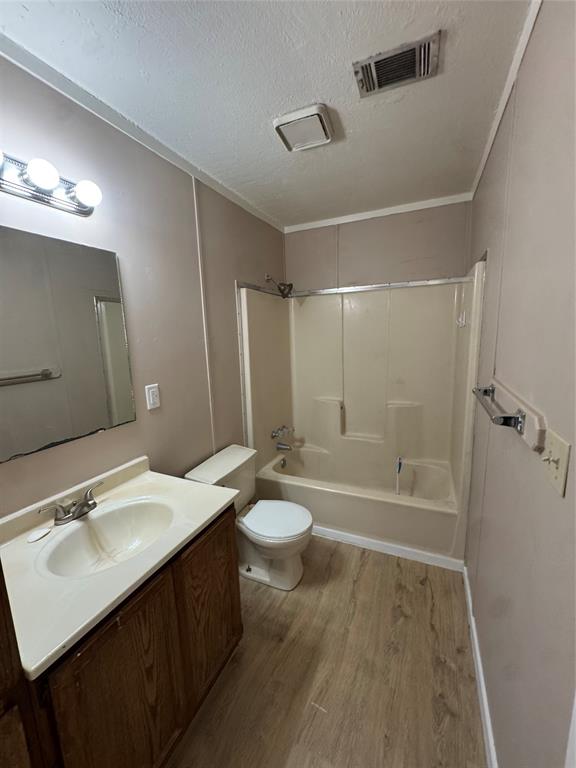 4207 Quail Ridge Court Granbury, TX 76049 - Photo 6 of 7