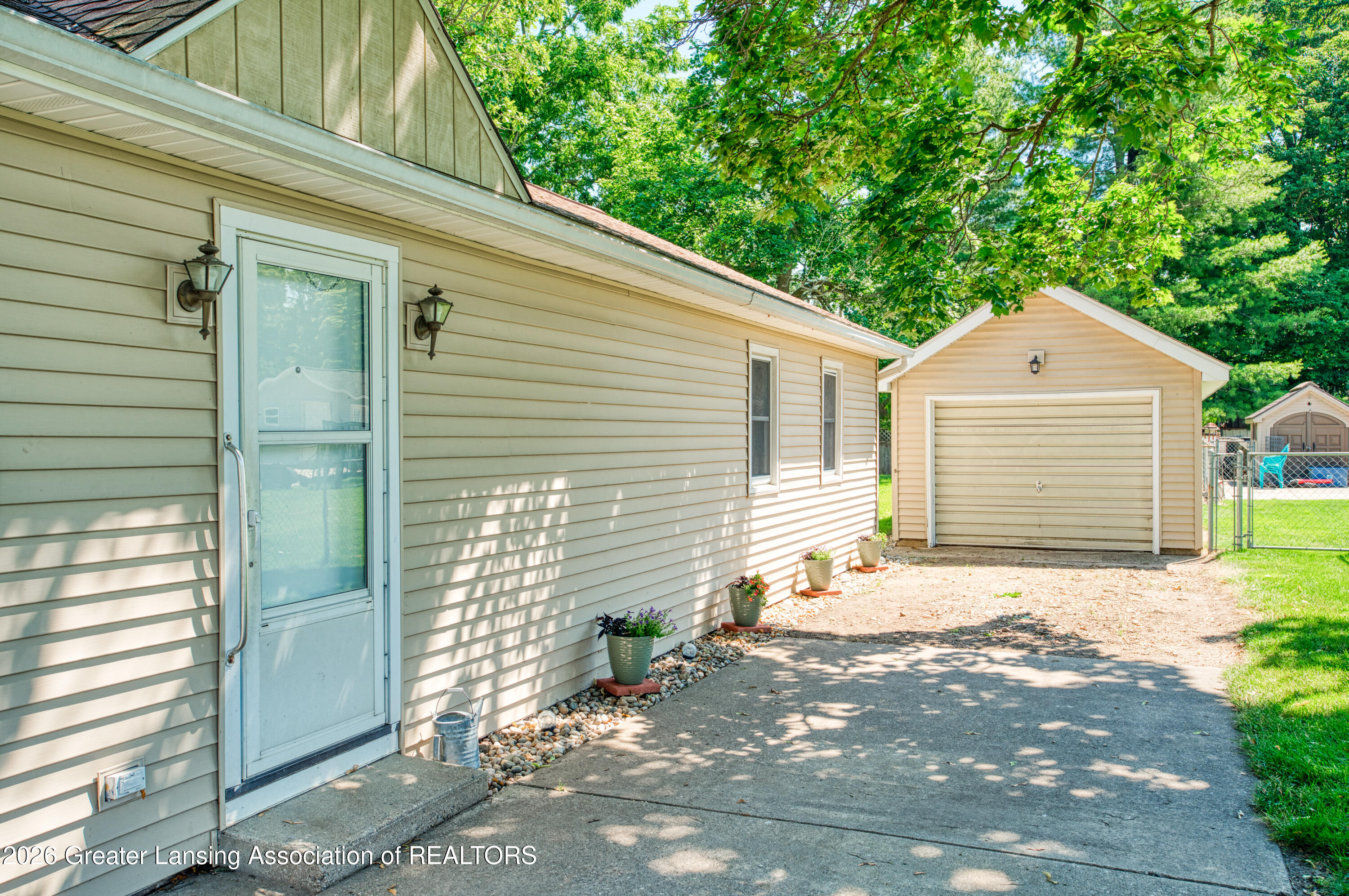 521 Prairie Street Charlotte, MI 48813 - Photo 4 of 28 DSC01118_5