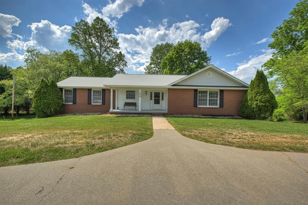 380 La Vista Drive Blue Ridge, GA 30513 - Photo 4 of 48