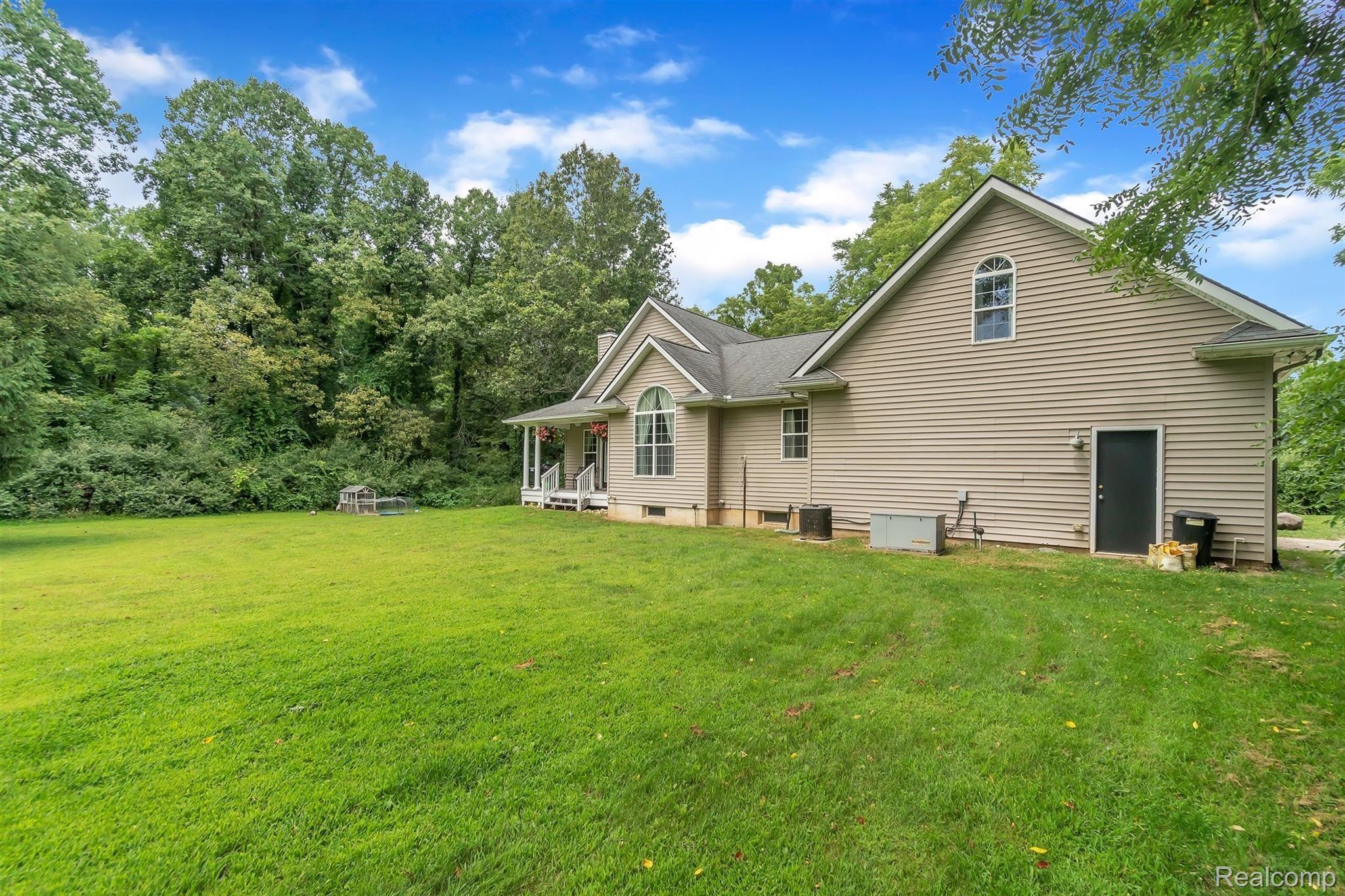 5282 Richardson Road Howell, MI 48843 - Photo 36 of 45 37-5283 Richardson Road-WindowStill.jpg