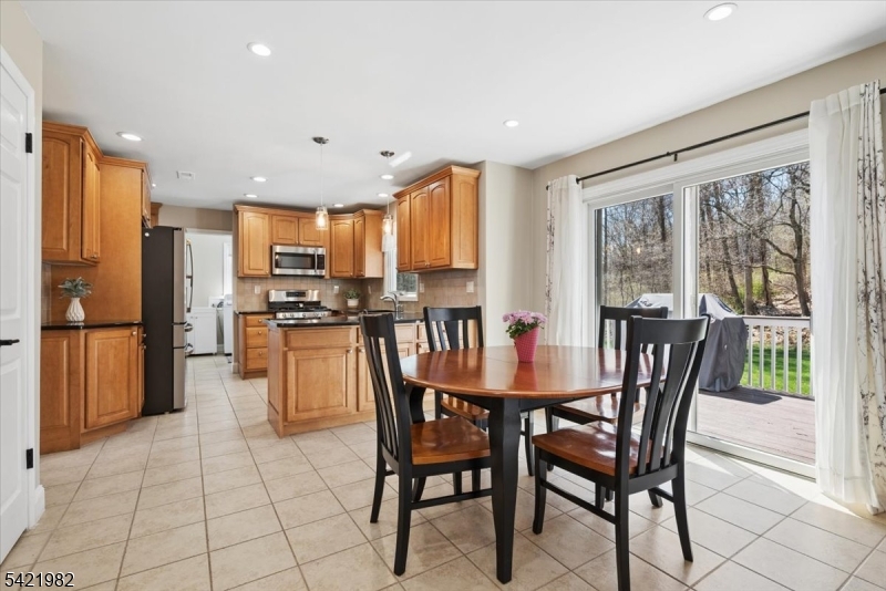 5 Jessica Place Randolph, NJ 07869 - Photo 15 of 36