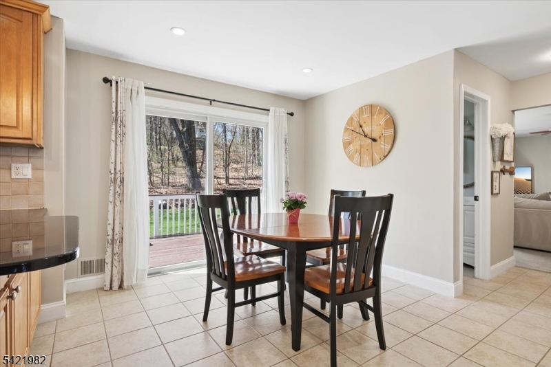 5 Jessica Place Randolph, NJ 07869 - Photo 16 of 36