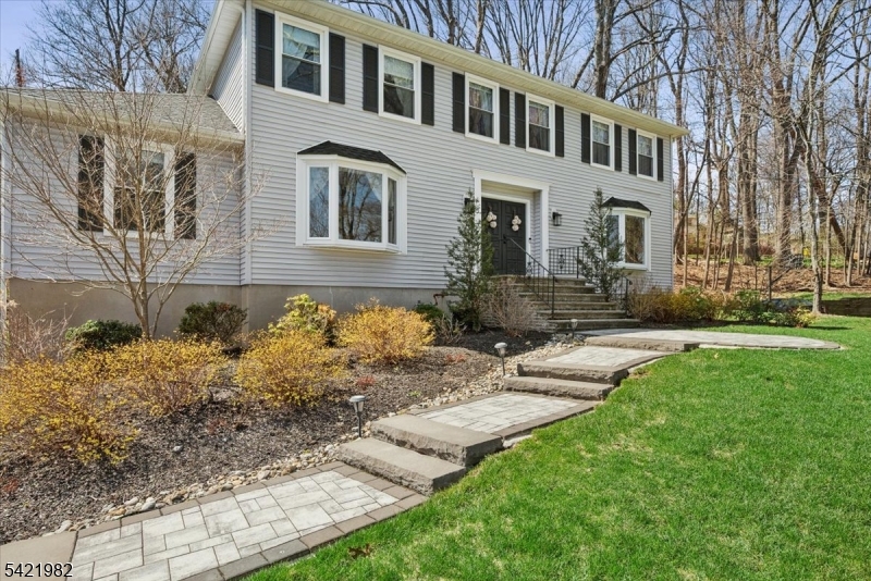 5 Jessica Place Randolph, NJ 07869 - Photo 2 of 36