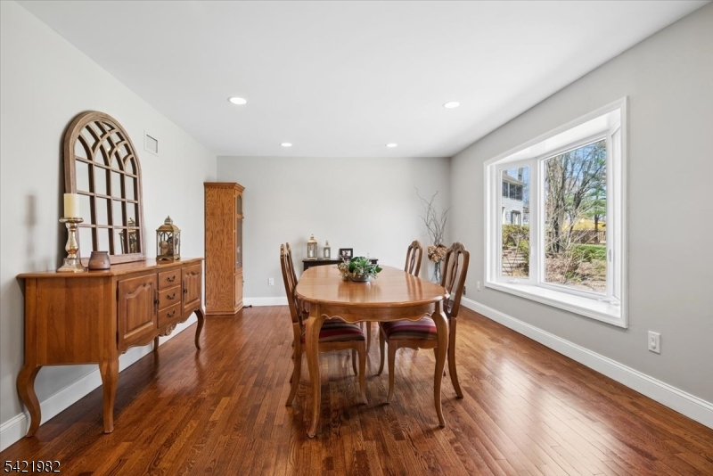 5 Jessica Place Randolph, NJ 07869 - Photo 8 of 36