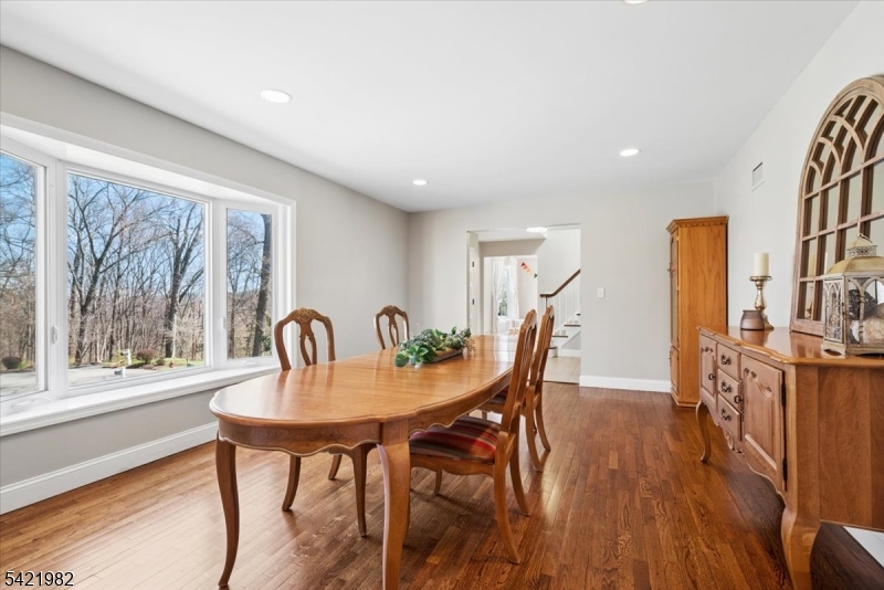 5 Jessica Place Randolph, NJ 07869 - Photo 9 of 36