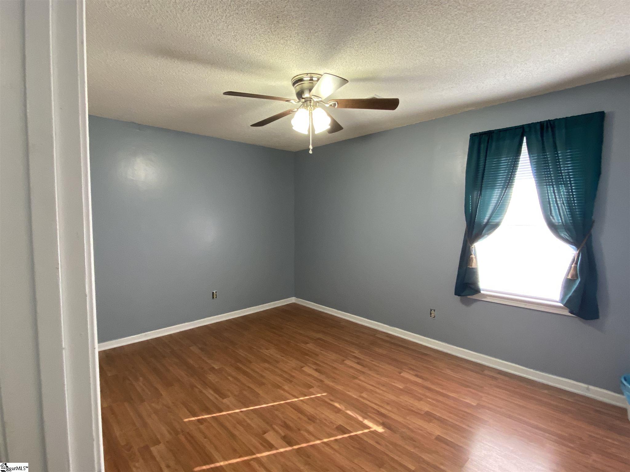 237 Ranier Drive Inman, SC 29349 - Photo 3 of 15