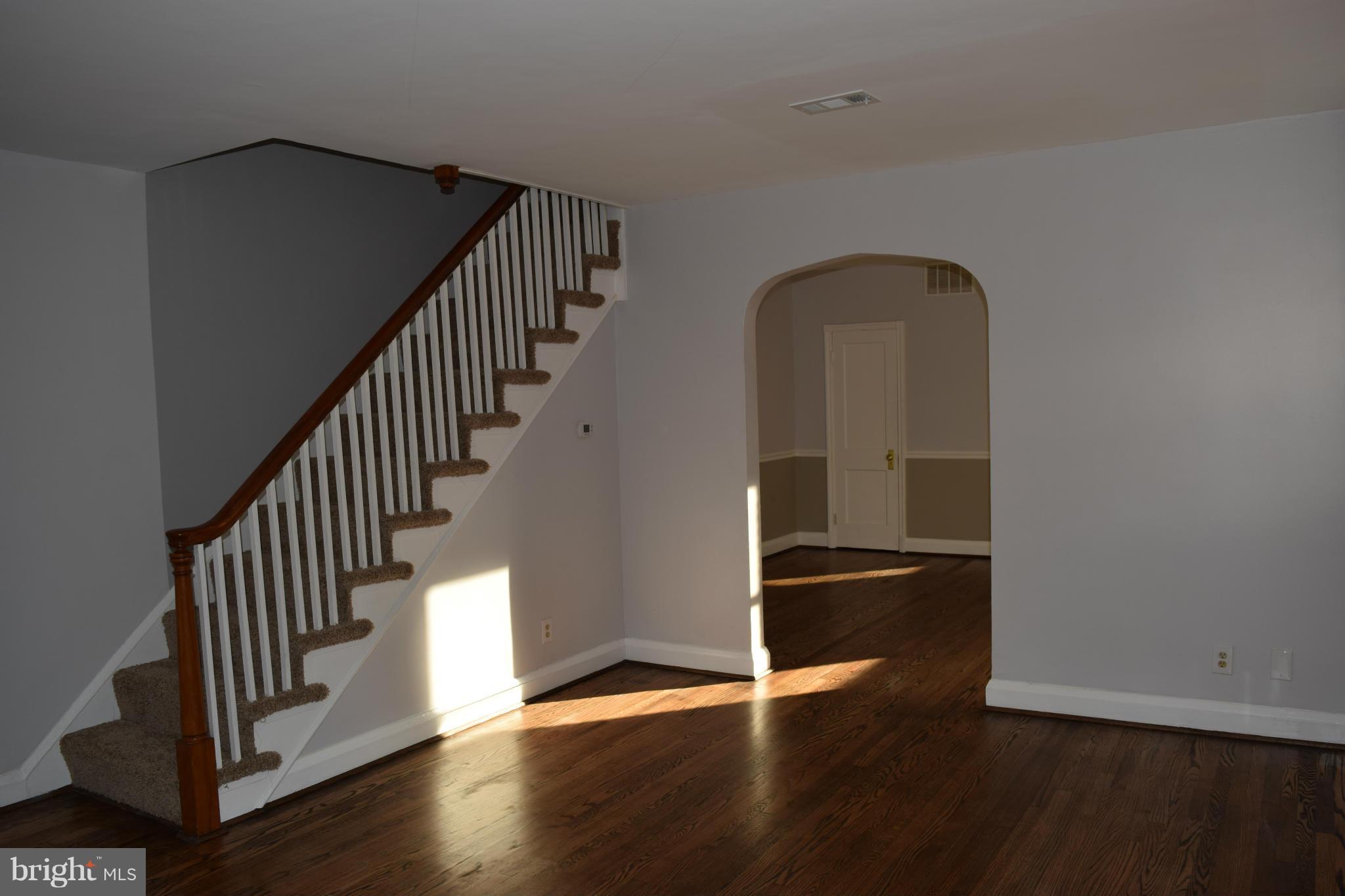 1509 Kingsway Road Baltimore, MD 21218 - Photo 5 of 28 Living Room
