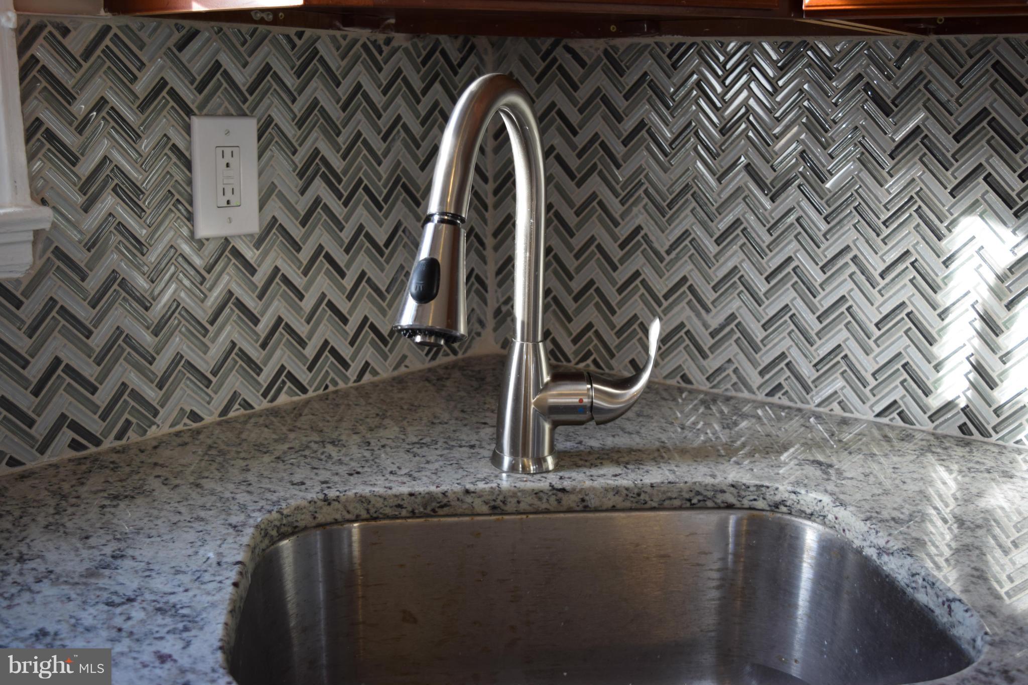 1509 Kingsway Road Baltimore, MD 21218 - Photo 9 of 28 Kitchen