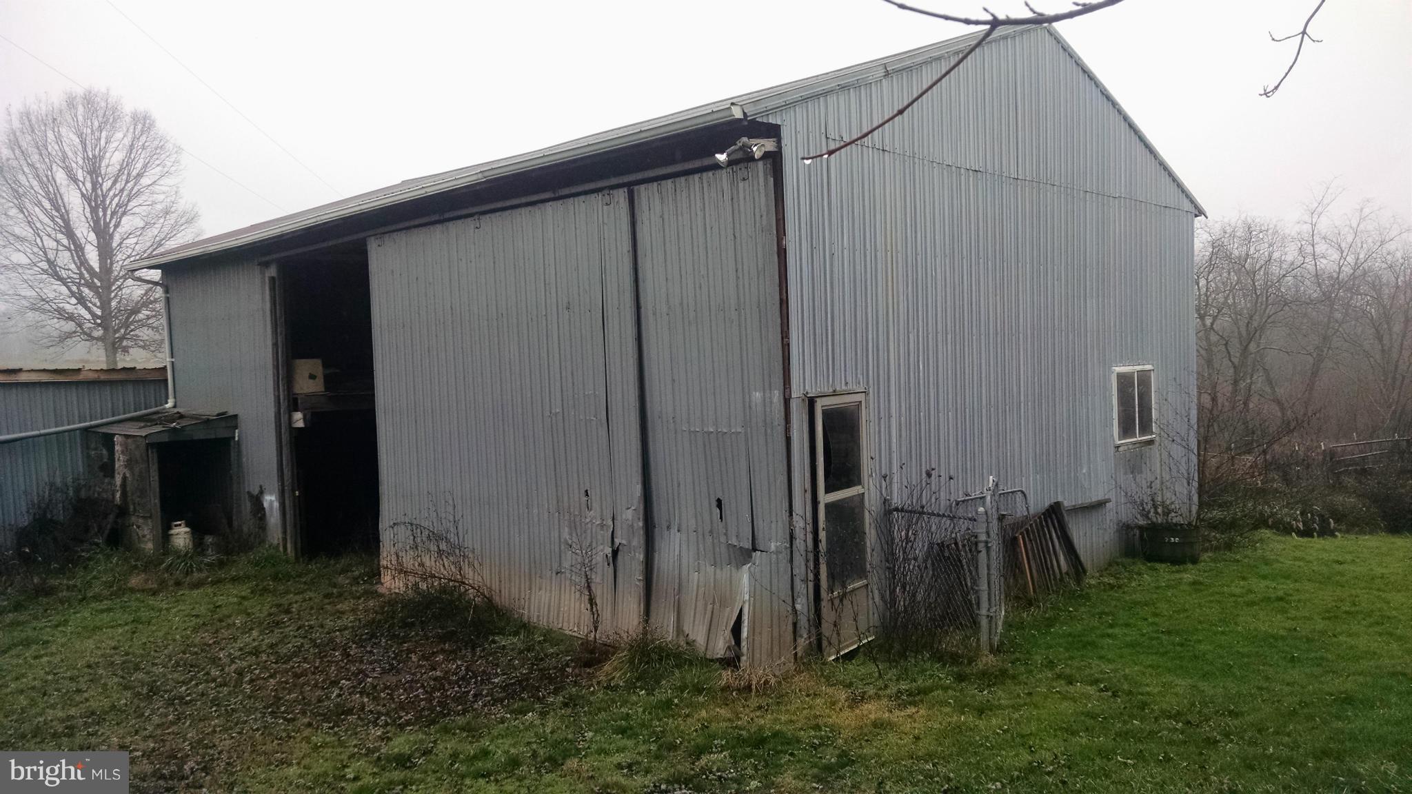 10931 Haughs Church Road Keymar, MD 21757 - Photo 12 of 29 Barn