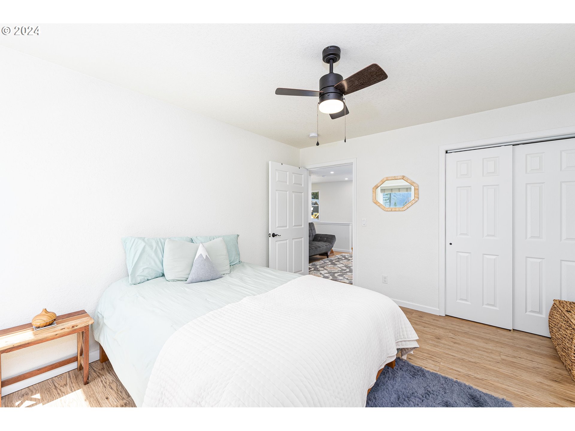 210 Detroit Road South Detroit, OR 97342 - Photo 17 of 28 Bedroom