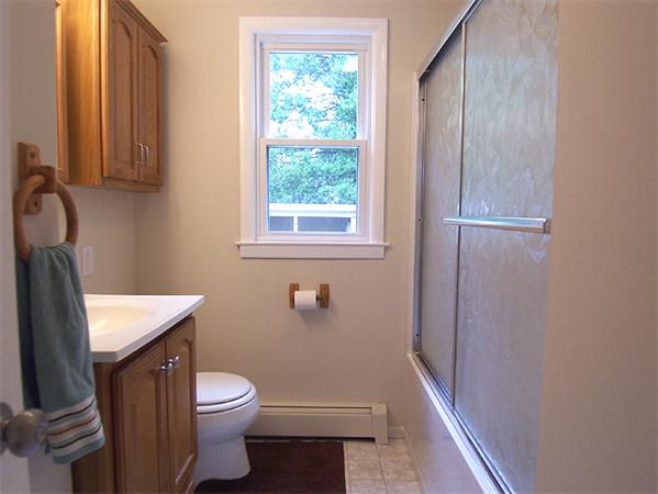 152 Cheyenne Road Springfield, MA 01109 - Photo 9 of 16