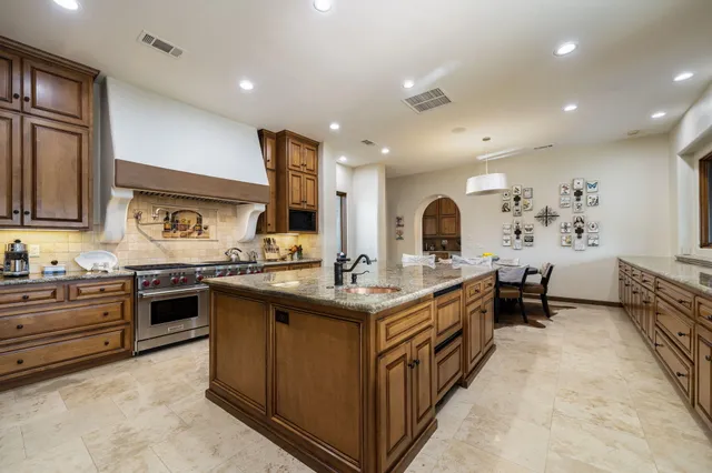 $6,725,000 | 80780 Vista Bonita Trail, La Quinta, CA 92253