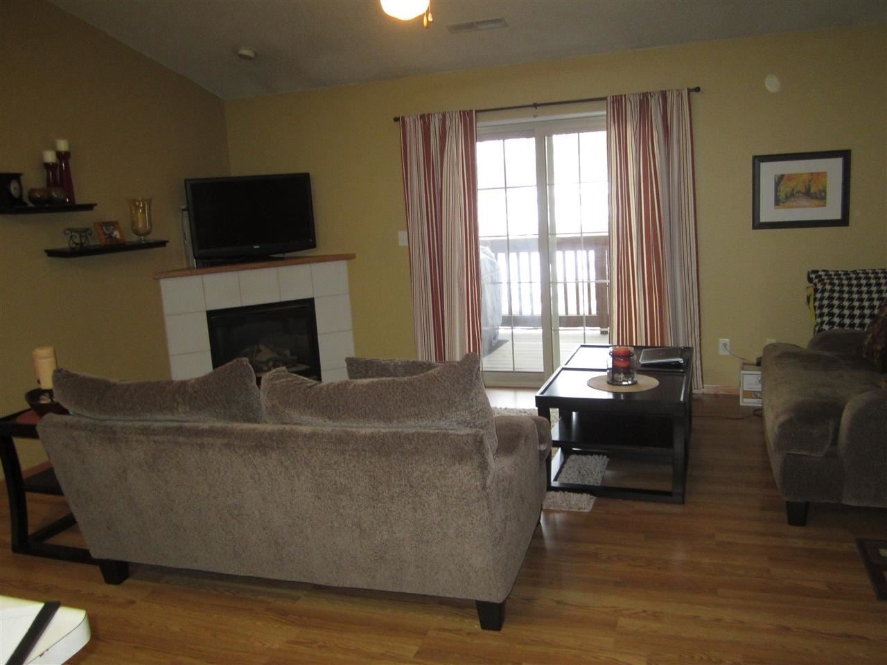 2272 Holiday Road, Unit 610 Coralville, IA 52241 - Photo 4 of 14 Gallery Image 4