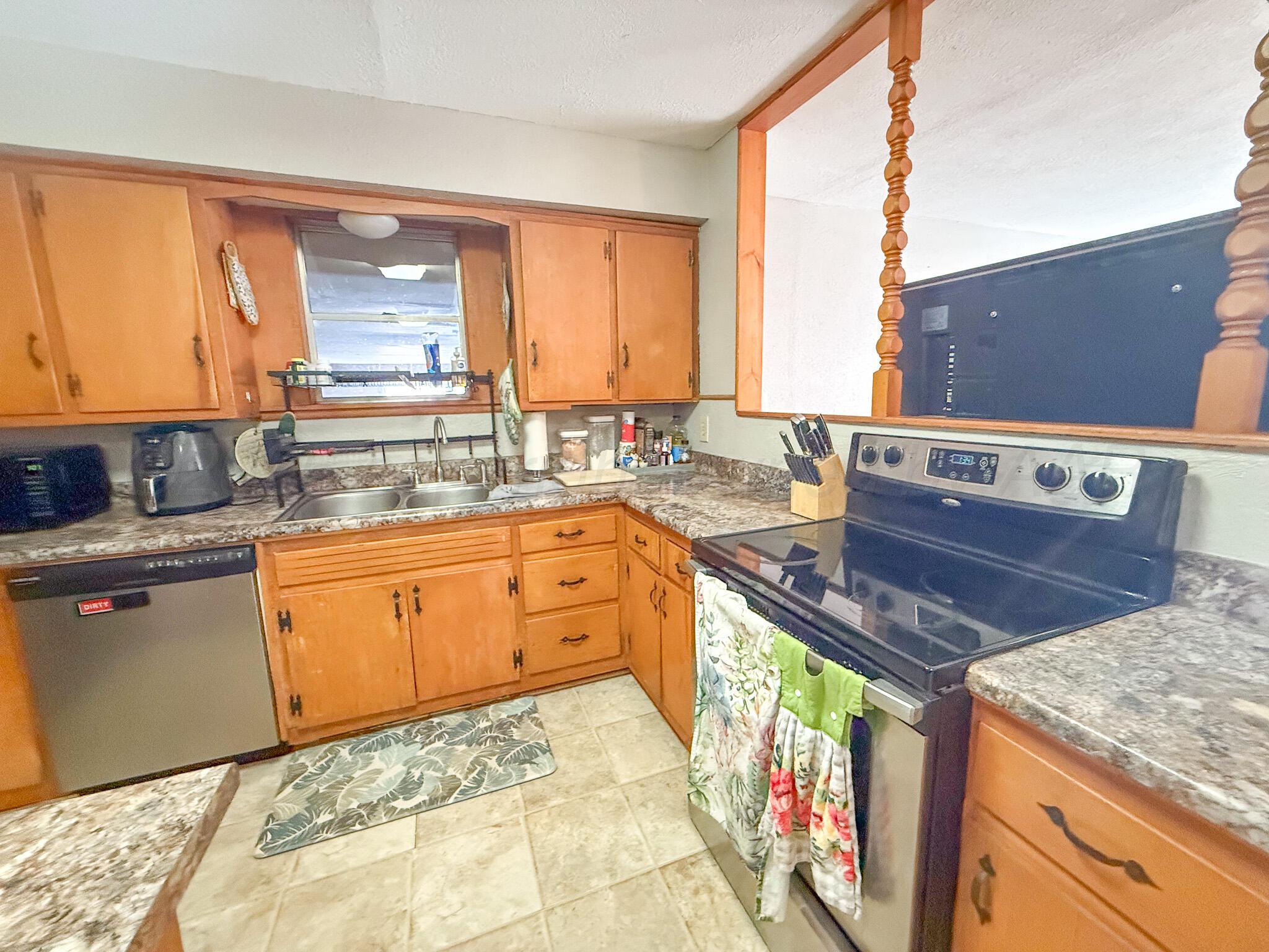 702 South Canadian Street Wheeler, TX 79096 - Photo 15 of 46 IMG_6952