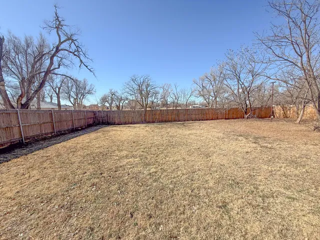 $115,000 | 702 South Canadian Street, Wheeler, TX 79096