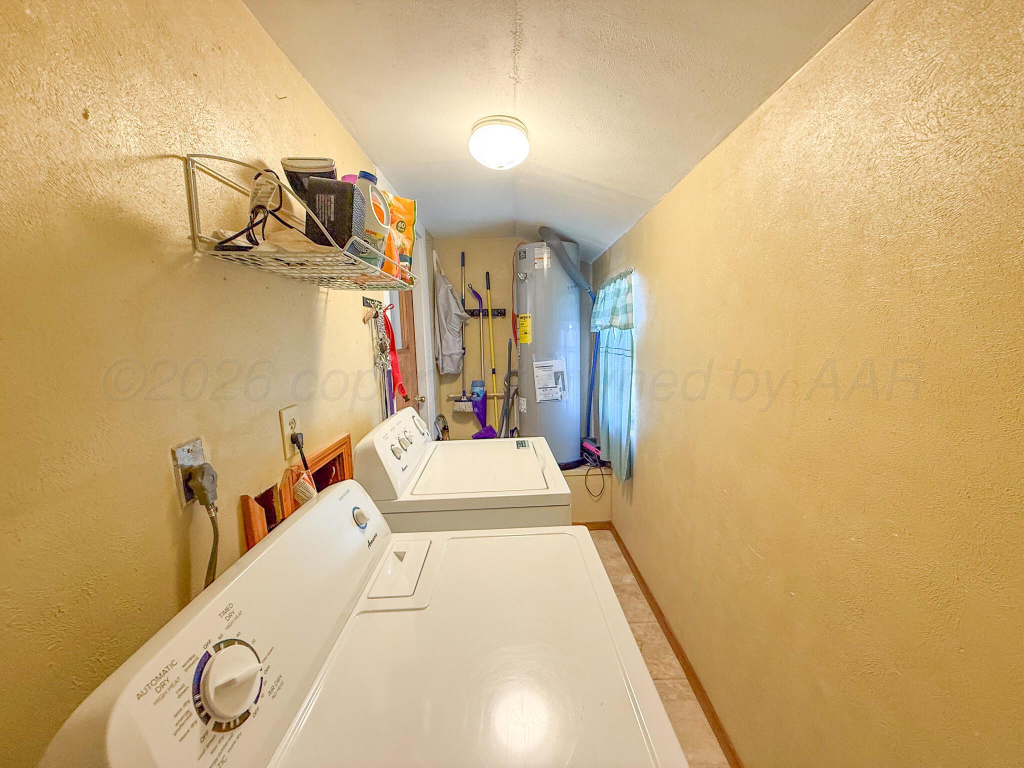 702 South Canadian Street Wheeler, TX 79096 - Photo 9 of 46 IMG_6976