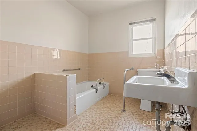 $295,000 | 324 Horn Bottom Road, Forest City, NC 28043