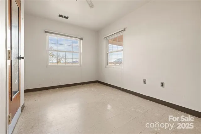 $295,000 | 324 Horn Bottom Road, Forest City, NC 28043