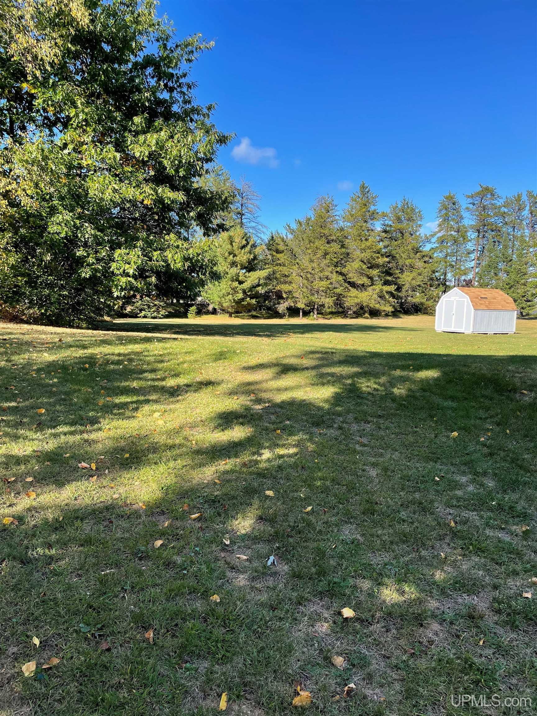 17 South Blue Lake Road Gwinn, MI 49841 - Photo 9 of 38
